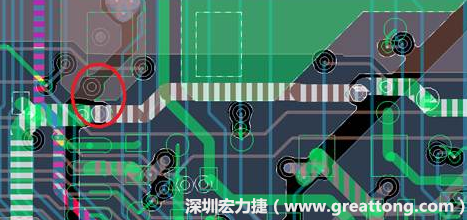 慢慢確認(rèn)CAF發(fā)生的位置后，可以配合Gerber查看PCB的結(jié)構(gòu)是否有通孔太近或是線路太近的問題。