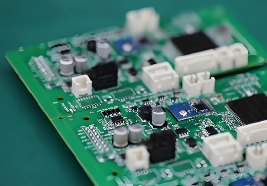 PCB抄板和PCB設(shè)計(jì)有什么區(qū)別？原理、流程與應(yīng)用場(chǎng)景解析
